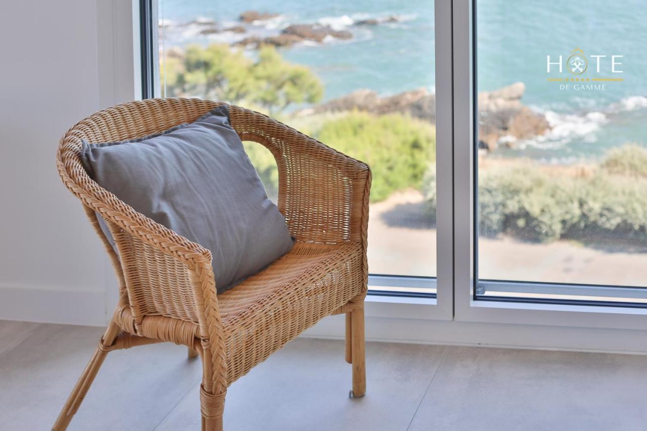 Appartement De Caractere, Superbe Vue Mer 280° La Chaume Екстер'єр фото